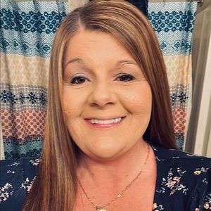 Meet your Posher, Melanie